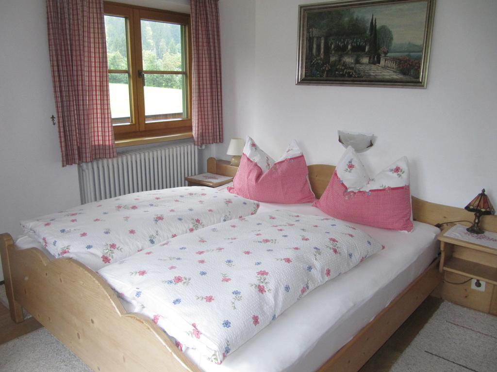 Haus Friedl Hotel Kitzbuhel Ruang foto